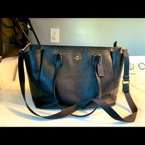 Like new condition black coach diaper/laptop tote